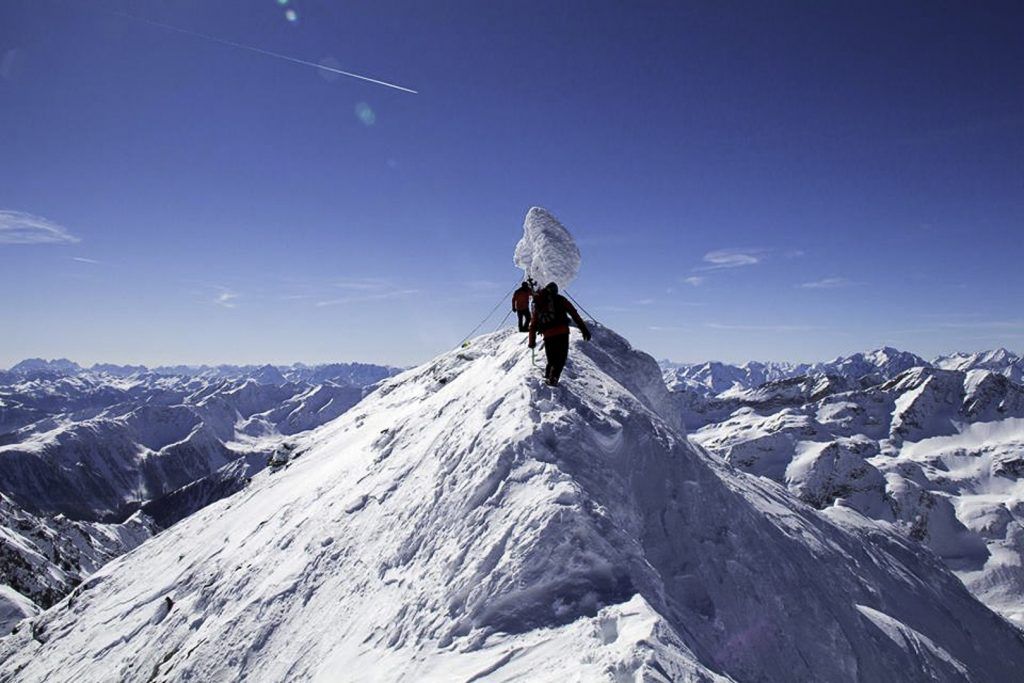 besneeuwde-top-mallnitz-oostenrijk