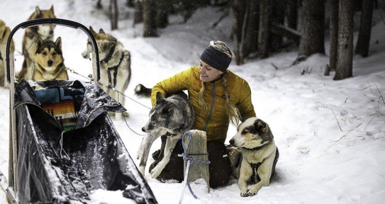 Vrouw met sledehonden, Banff- Canada