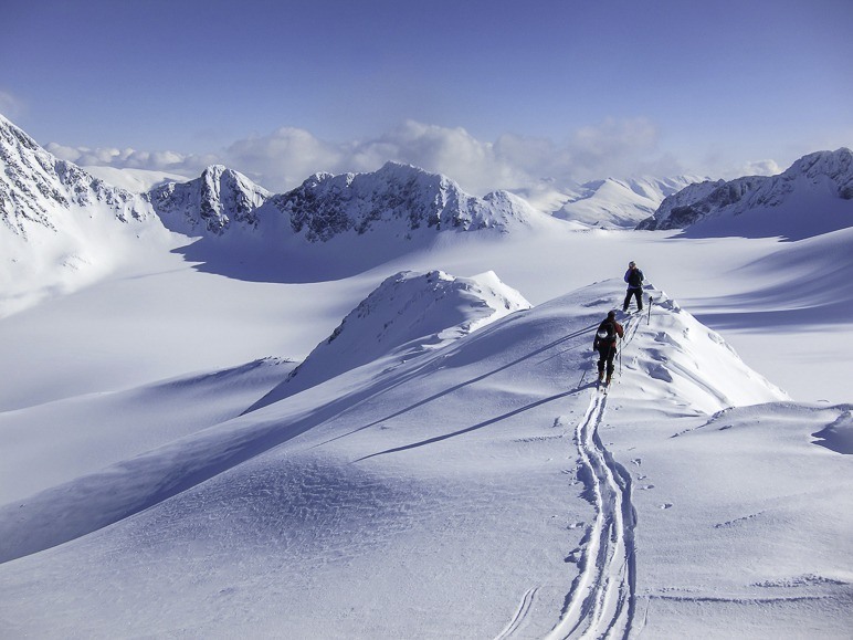 sneeuwschoenwandelen-wintersport-incentive-oostenrijk